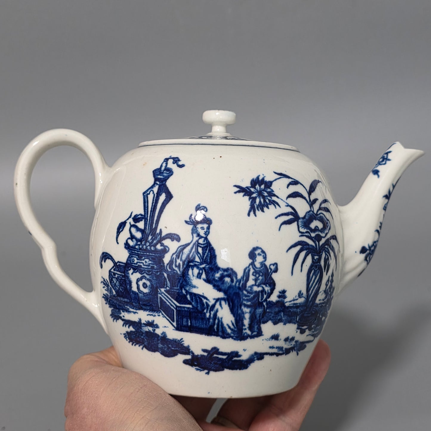 Worcester 18thc Blue And White Teapot La Terre Pattern