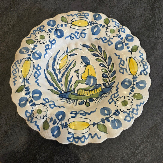 Dutch Delft Polychrome Lobed Dish 17th Century 34cm