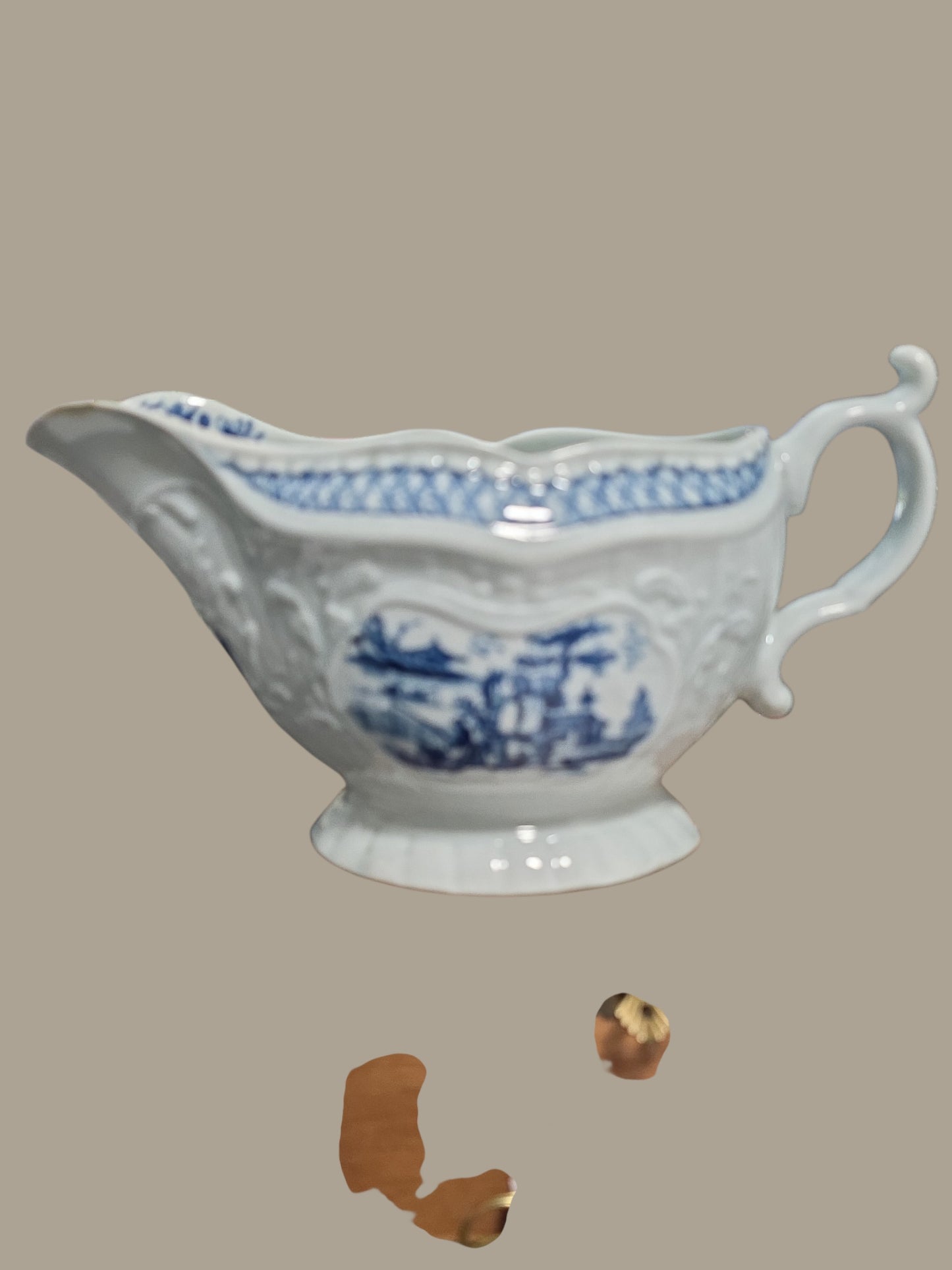 Rare Worcester Porcelain Sauceboat – “The Fisherman and Billboard Island” Pattern, c.1760