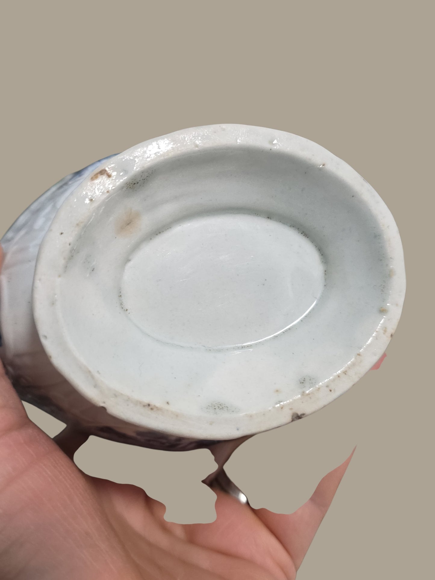 Rare Worcester Porcelain Sauceboat – “The Fisherman and Billboard Island” Pattern, c.1760