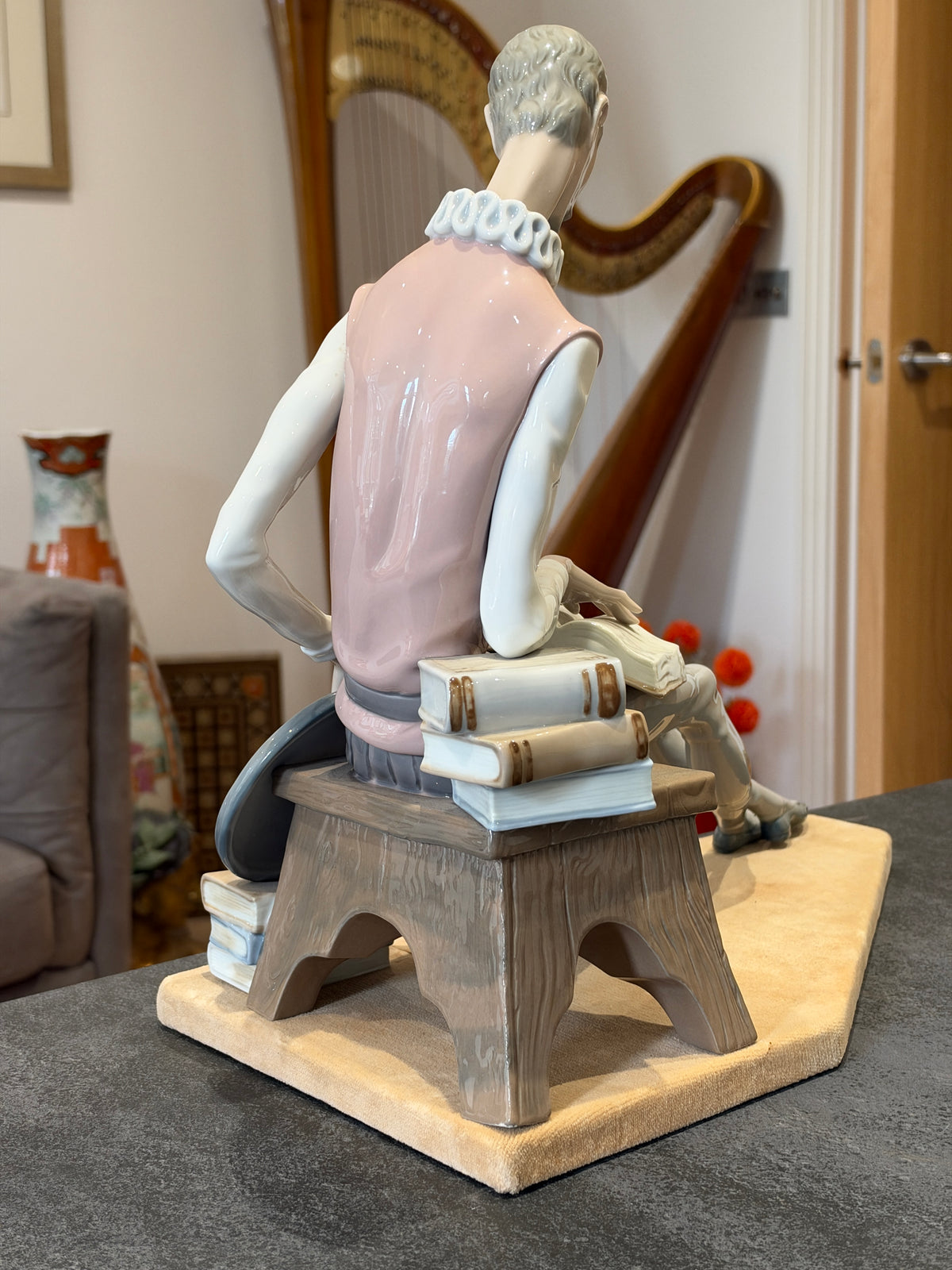 LLADRO Rare Don Quixote 47cm Figurine Seated Reading- Excellent Condition