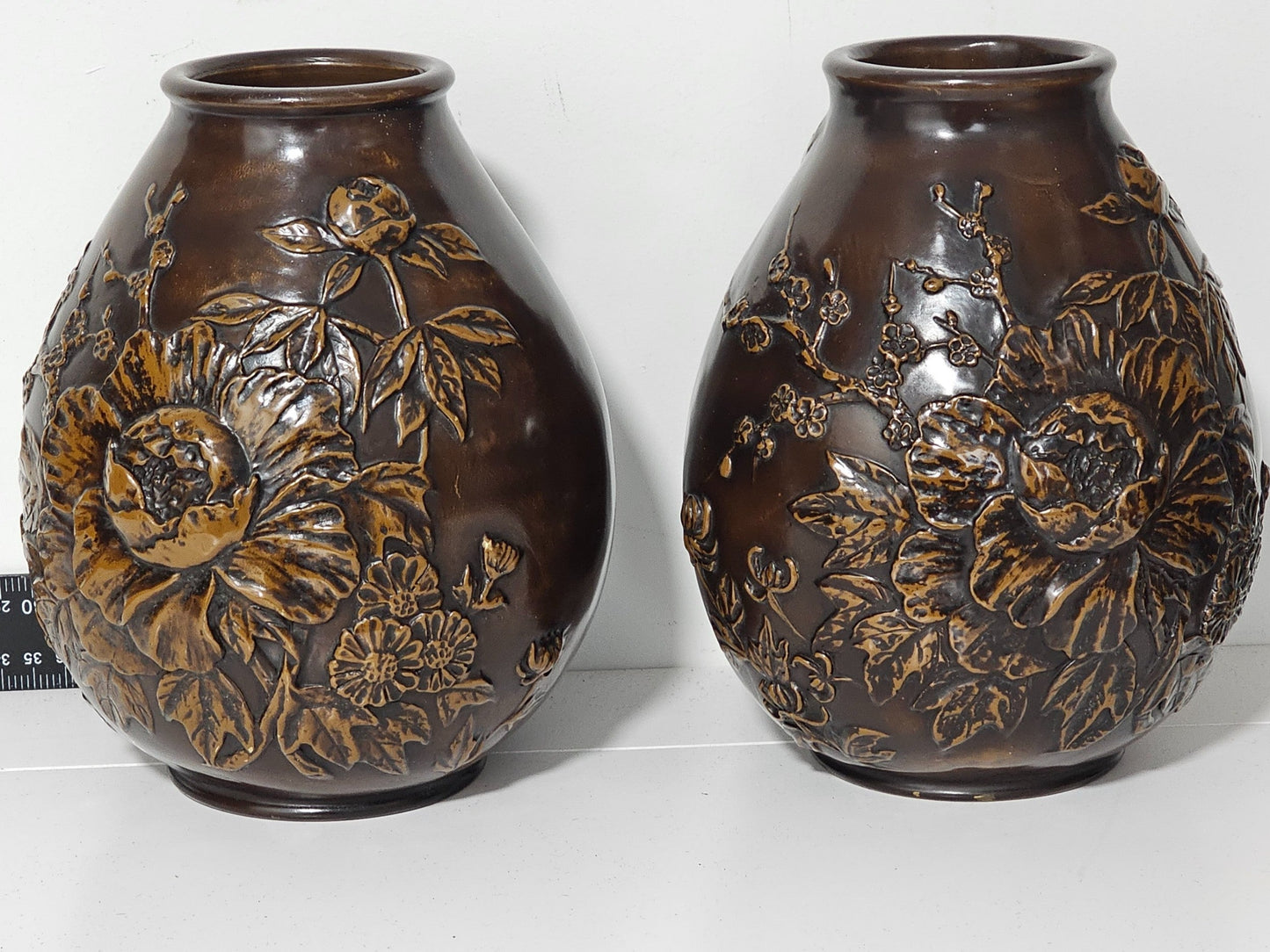 Stunning Pair Of Late 19th/early 20thc Oriental Bronze Vases - Signed