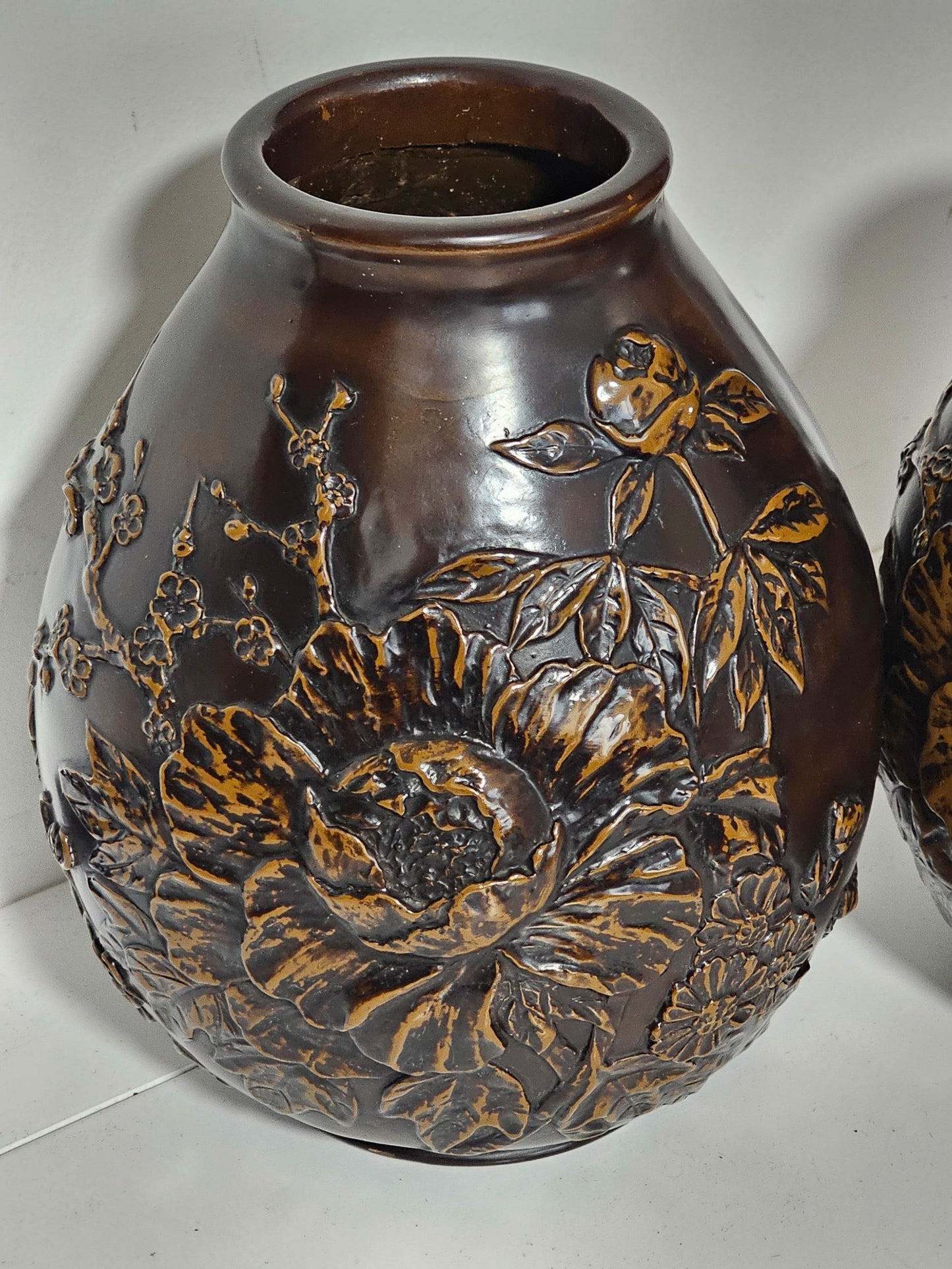 Stunning Pair Of Late 19th/early 20thc Oriental Bronze Vases - Signed