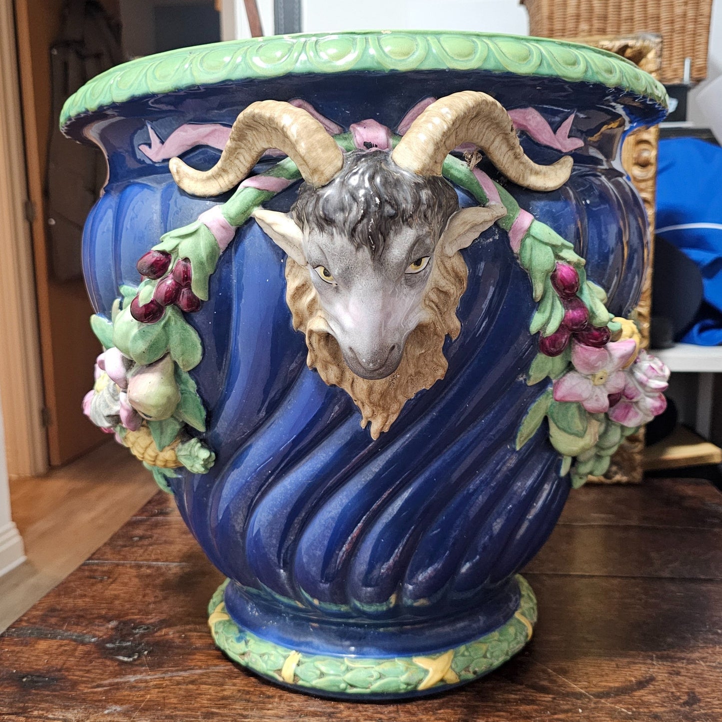 Huge Minton Majolica 'rams Head Garden Pot' Jardiniere C.1855 Designed By Baron Carlos Marochetti 49cm X 38cm