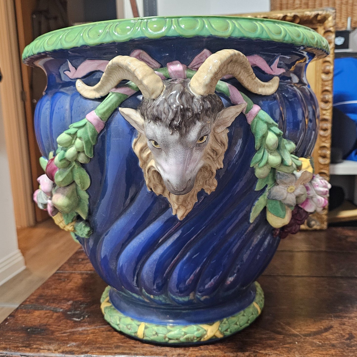 Huge Minton Majolica 'rams Head Garden Pot' Jardiniere C.1855 Designed By Baron Carlos Marochetti 49cm X 38cm