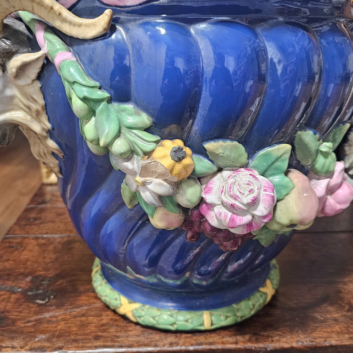 Huge Minton Majolica 'rams Head Garden Pot' Jardiniere C.1855 Designed By Baron Carlos Marochetti 49cm X 38cm