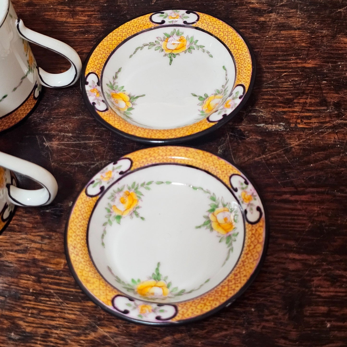 Exquisite Rare Mintons Yellow & Black Persian Rose Coffee Cans & Saucers C1900