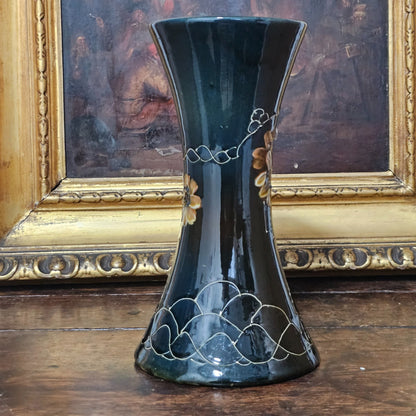 Rare And Interesting 'old London Ware' Secessionist Art Pottery Vase By The Irish Company J R Mally & Co (j R M & Co) - Christopher Dresser