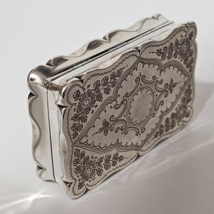 Exquisite Large Engraved Victorian Silver Table Snuffbox Robert Pringle & Son 1896