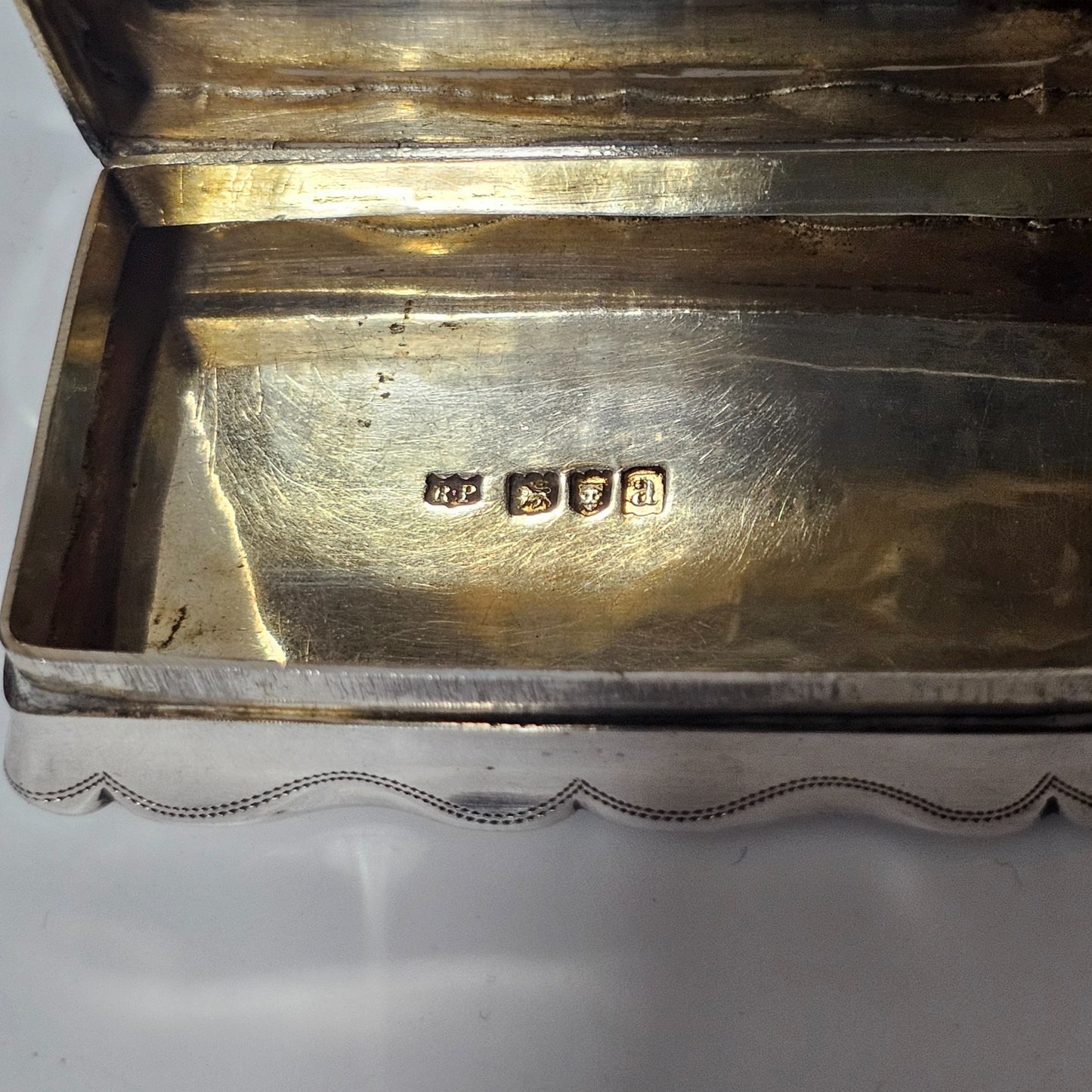 Exquisite Large Engraved Victorian Silver Table Snuffbox Robert Pringle & Son 1896